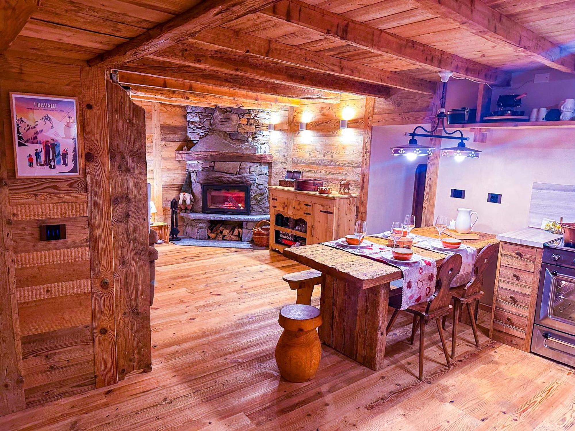Joivy Modern Family Chalet With Stunning Mountain Views Champoluc Exterior foto